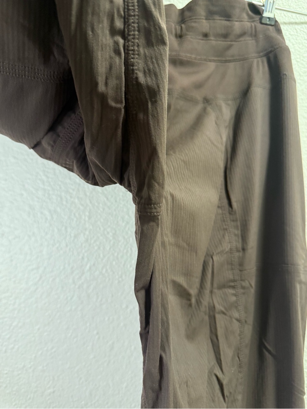lululemon dance estudio 32” women size 10 Wide-Leg Drawstring Pants — Brown - Picture 8 of 11